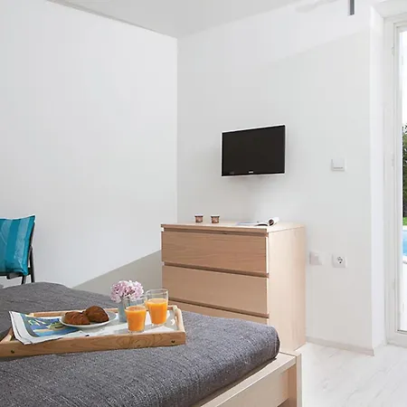 4 Bedroom Amazing In Labin Holiday home *
