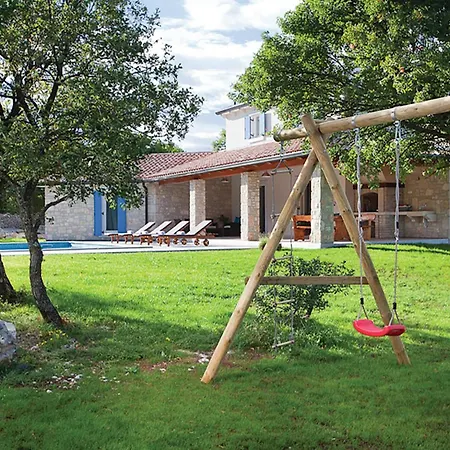 4 Bedroom Amazing In Labin