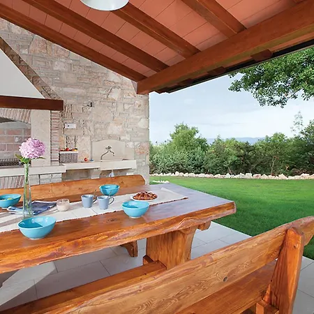 Holiday home Stunning In